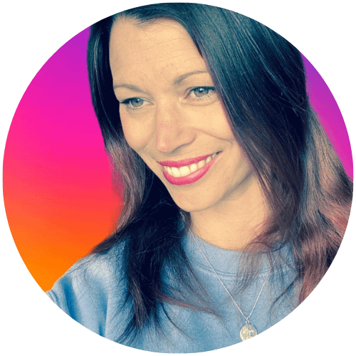 Rachel Bloomfield Courageous Content Podcast Headshot